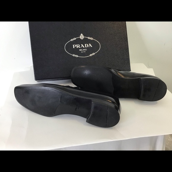 PRADA Men’s Spazzalato Leather Loafers w/ Bar Logo - Picture 5 of 5